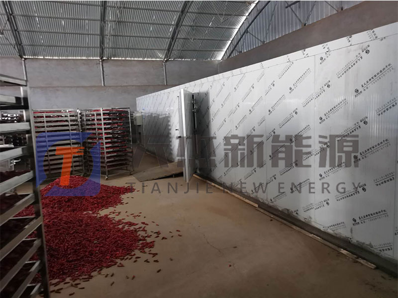 寧夏辣椒烘干機(jī)幫扶項(xiàng)目安裝現(xiàn)場(chǎng)