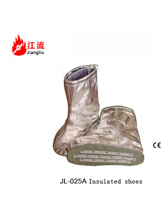 Insulated shoes